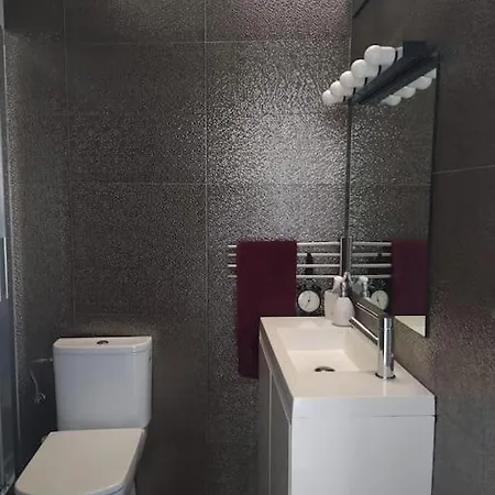 Apartamento Piso Luminoso Con Vistas Al Mar En *